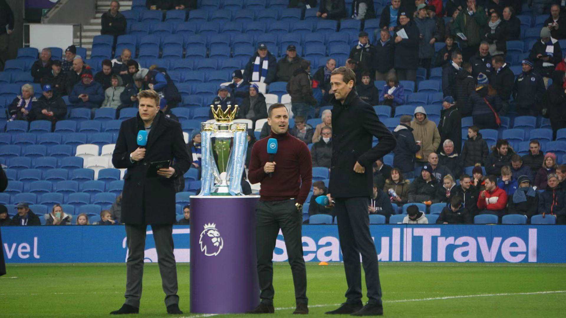 在欧冠突围 在欧冠突围