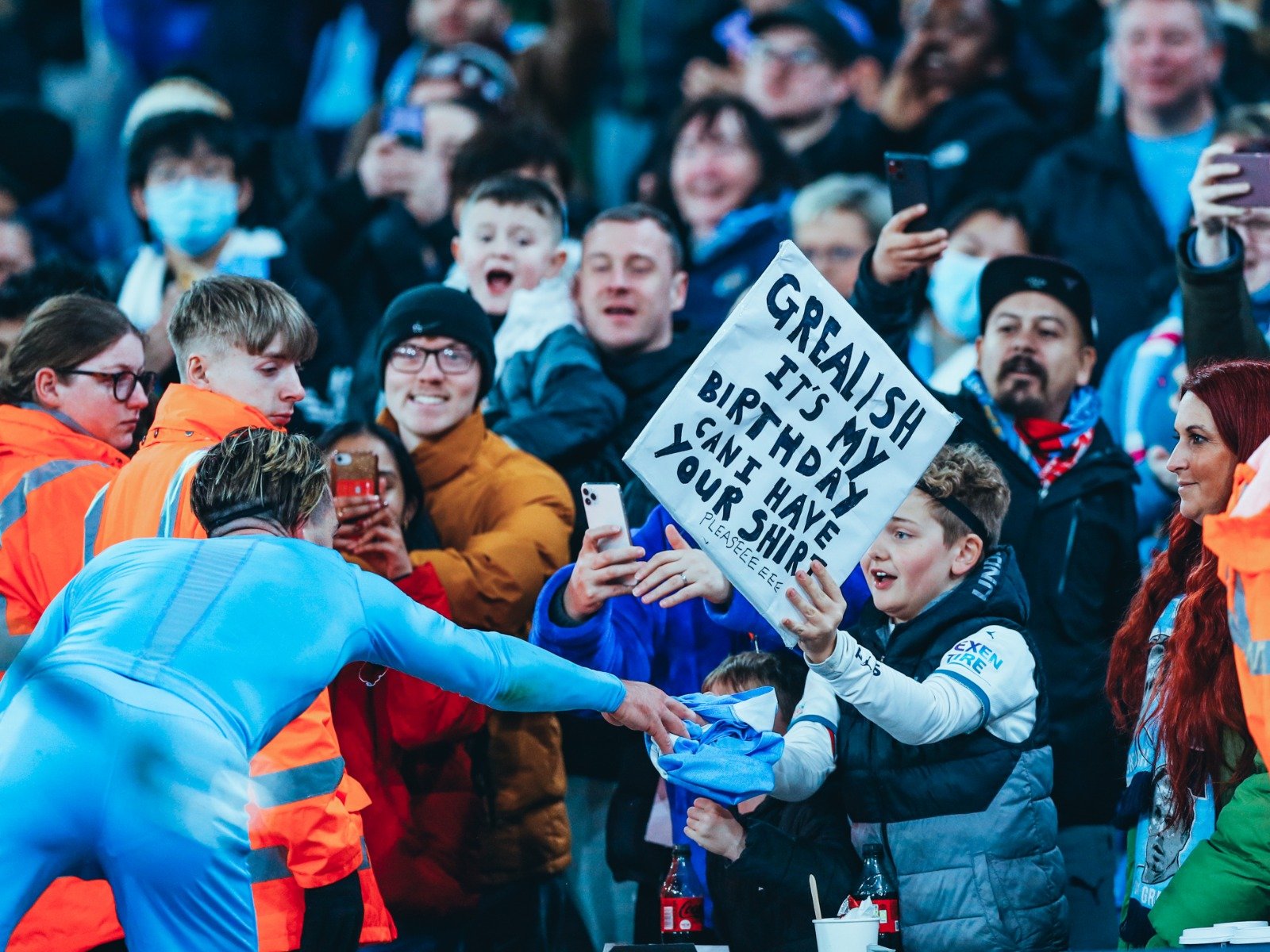 在这场焦灼 在这场焦灼